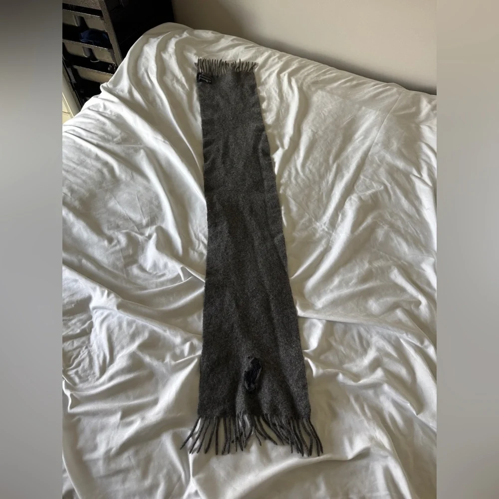 Polo Ralph Lauren 100% Lambswool Scarf - Made in Italy - Grey - Fringe